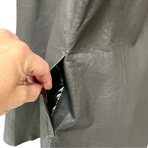 Stella Carakasi Asymmetrical Cut Away Leather Zip Vest Size Medium NEW - Picture 10 of 15